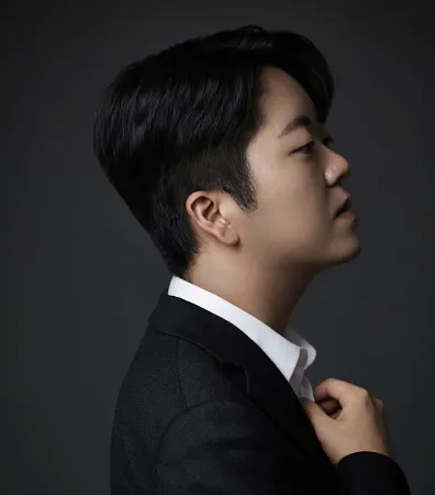 Seongwoo Moon
